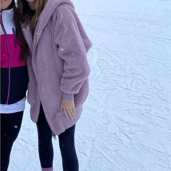 Free People women’s Turn Up Lavender Haze faux fur jacket - Picture 8 of 8